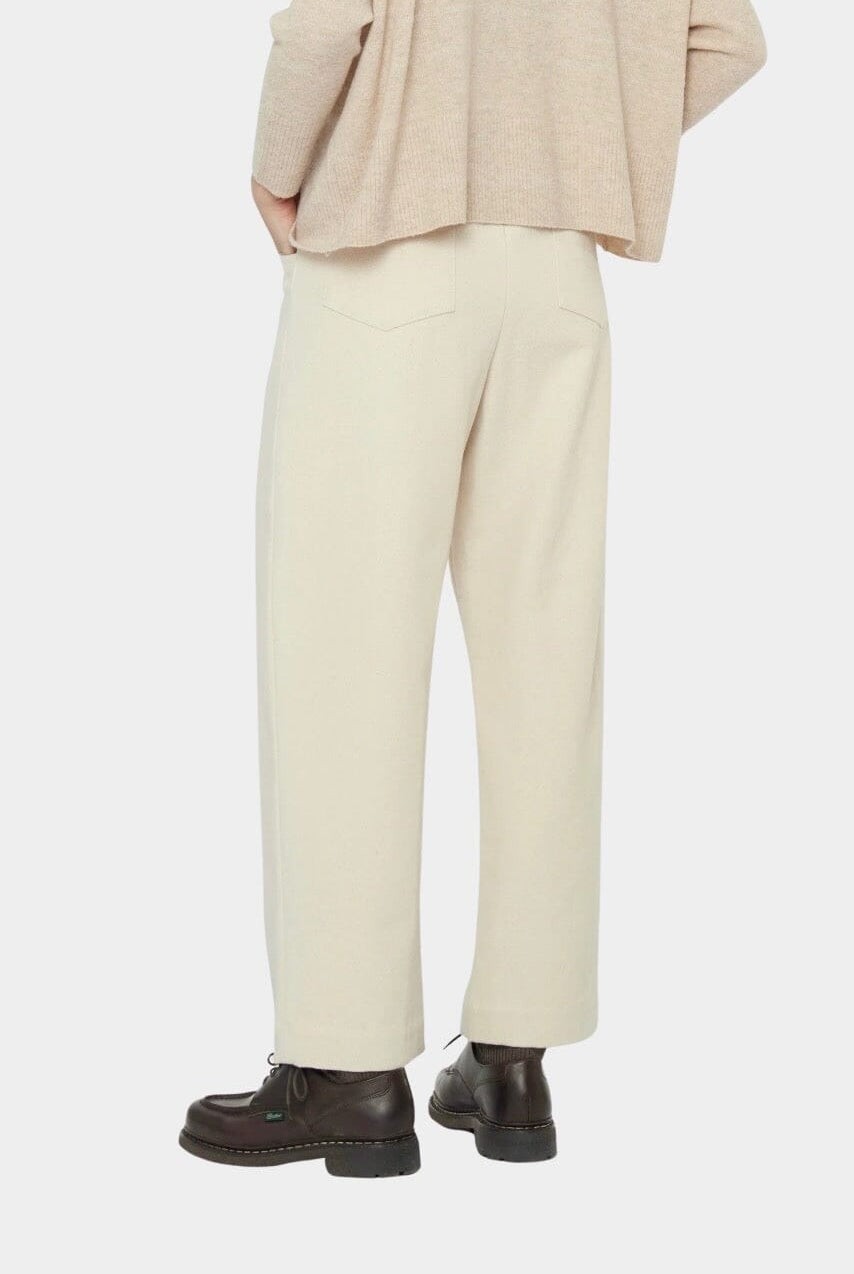 7115 By Szeki - Signature Curve Legged Trouser - Off White - Pants - YUCCA, Women’s clothing store Denver, boutique near me.