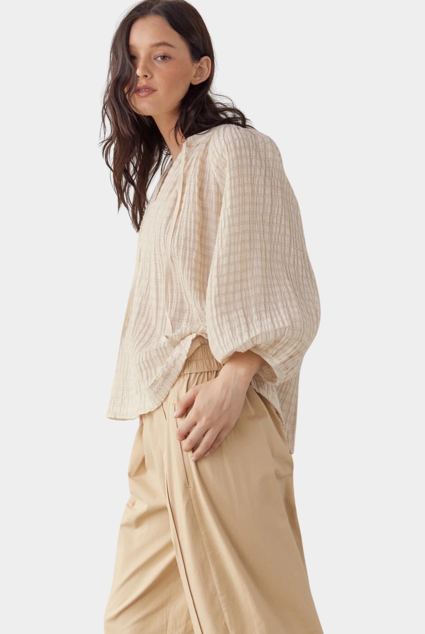 Amente | Textured Peasant Blouse In Natural - SHOP YUCCA Shirts & Tops AMENTE - YUCCA, Yucca store Denver, women’s clothing boutique near me, high quality capsule wardrobe, boutiques near me, women’s high quality tops.