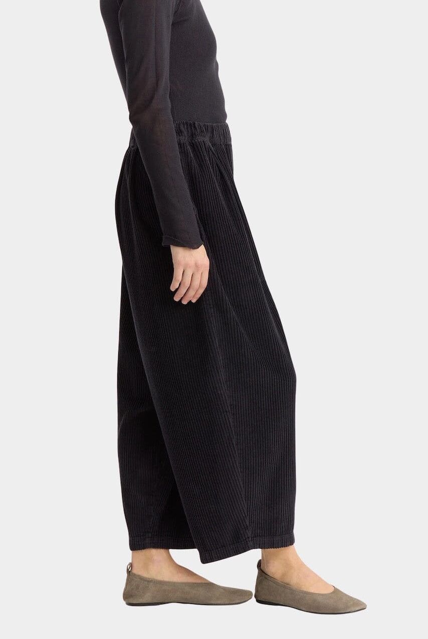 Black Crane - Wide Pants - Dark Navy - Pants - YUCCA, Artistic clothing for women, boutique near me.