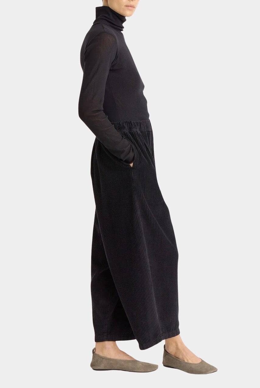 Black Crane - Wide Pants - Dark Navy - Pants - YUCCA, Artistic clothing for women, boutique near me.