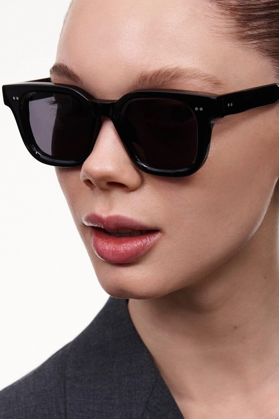CHIMI - 04 Sunglasses - Black - SHOP YUCCA - Sunglasses - CHIMI - YUCCA, Artistic sunglasses for women, boutique near me, boutique stores near me, minimalist sunglasses, shop local Denver.