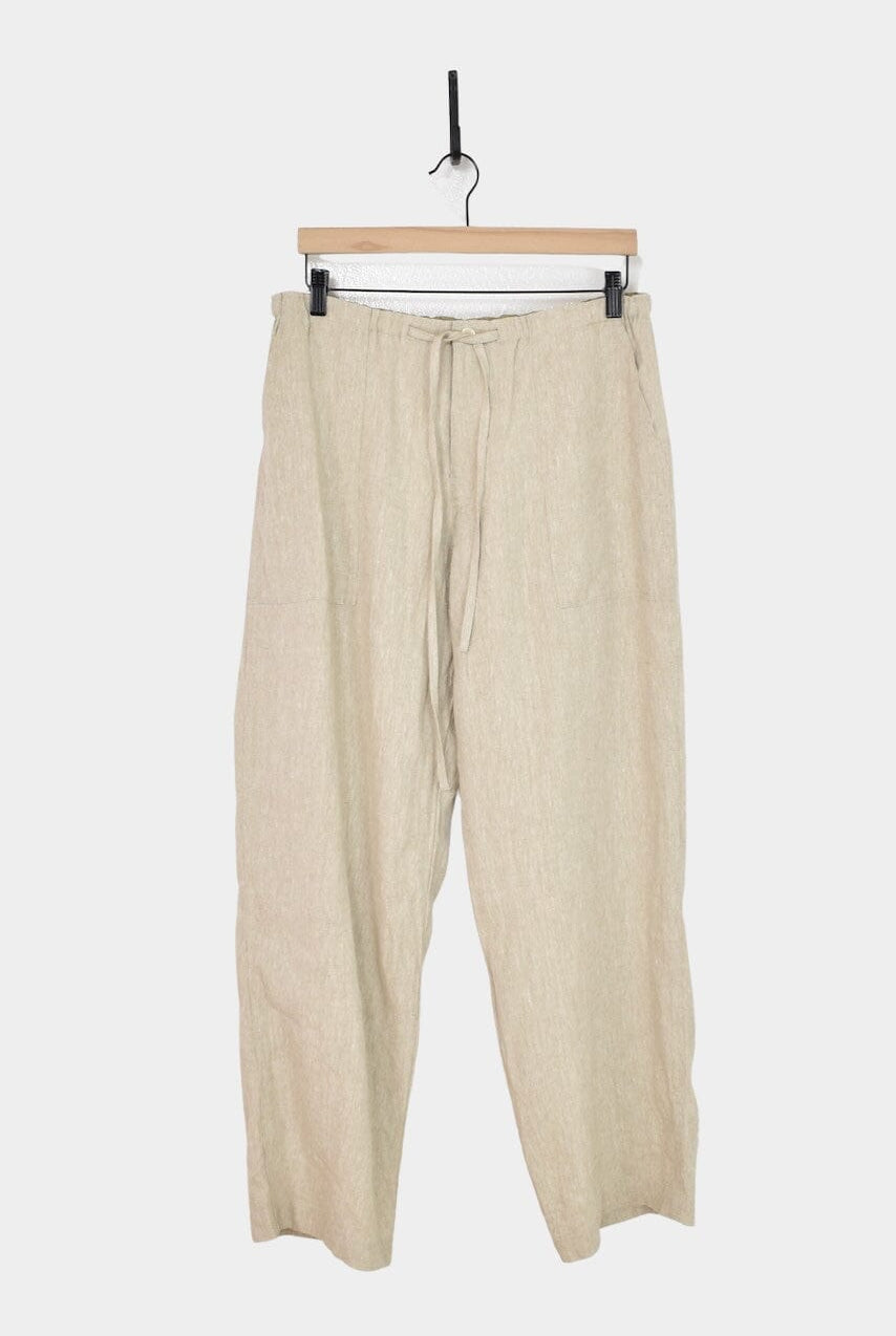 Ichi Antiquités | Color Linen Pants In Natural - SHOP YUCCA Pants ICHI ANTIQUITÉS - YUCCA, Women’s clothing store Denver, women’s Japanese clothing website, clothing boutiques near me, women’s elevated trousers.