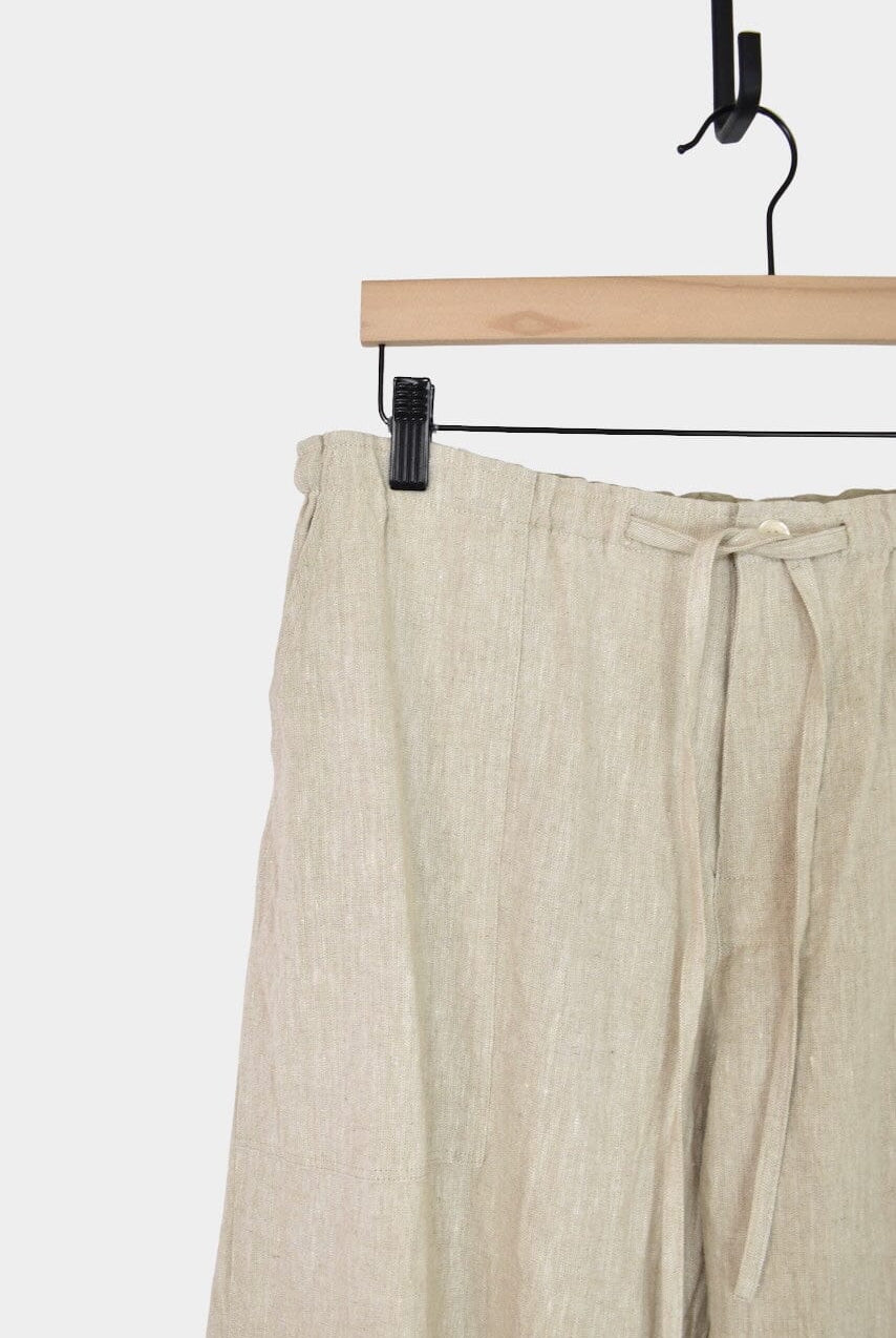 Ichi Antiquités | Color Linen Pants In Natural - SHOP YUCCA Pants ICHI ANTIQUITÉS - YUCCA, Women’s clothing store Denver, women’s Japanese clothing website, clothing boutiques near me, women’s elevated trousers.