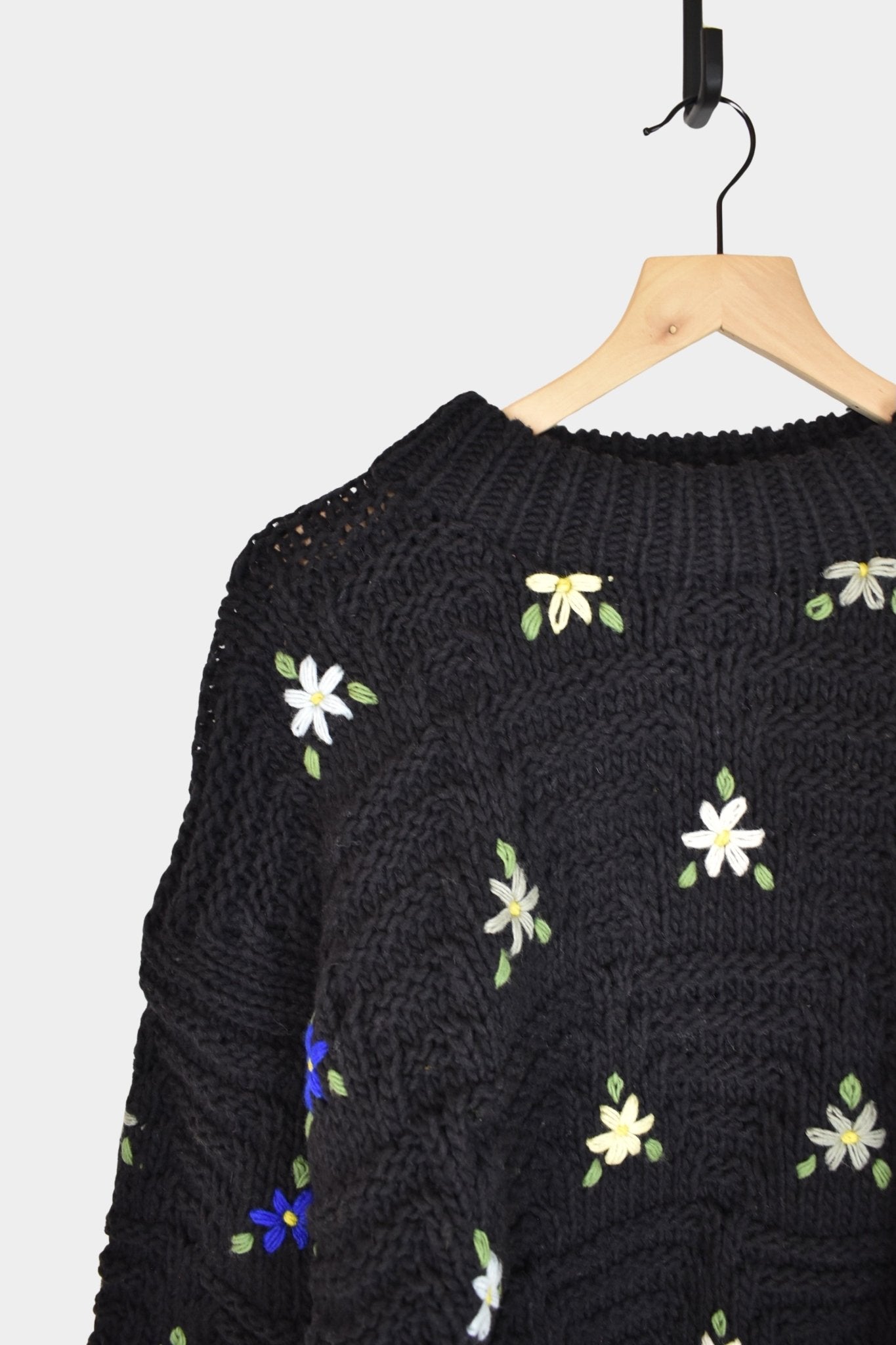 Ichi Antiquités - Wool Hand Knit Pullover - Black - Knitwear - YUCCA, at the moment clothes.