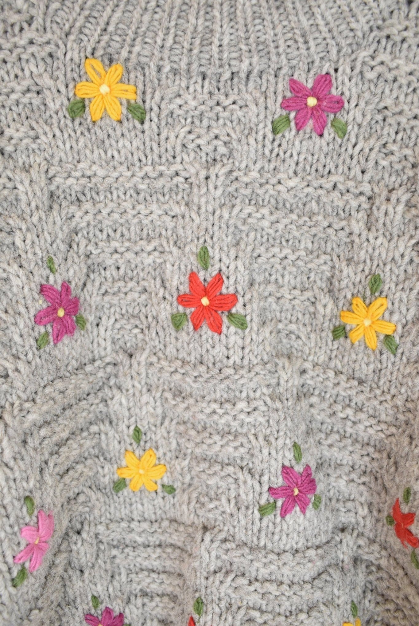 Ichi Antiquités - Wool Hand Knit Pullover - Grey - Knitwear - YUCCA, at the moment clothes.