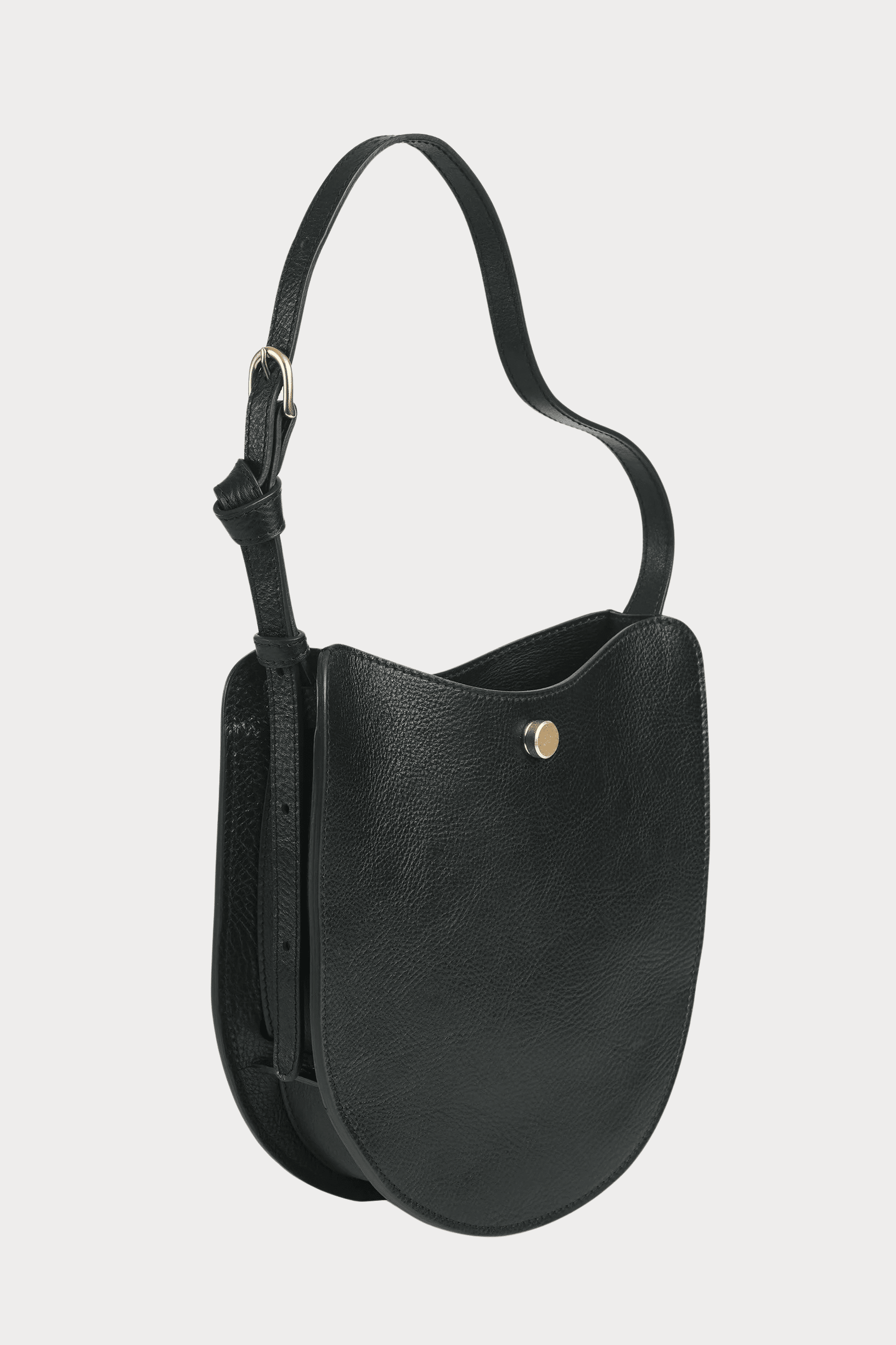 Lindquist | Savoie Bag In Black - SHOP YUCCA Handbags LINDQUIST - YUCCA Women’s clothing store Denver, women’s clothing website, women’s elevated basics, women’s high quality bags, women’s luxury bags, and women’s online bags.