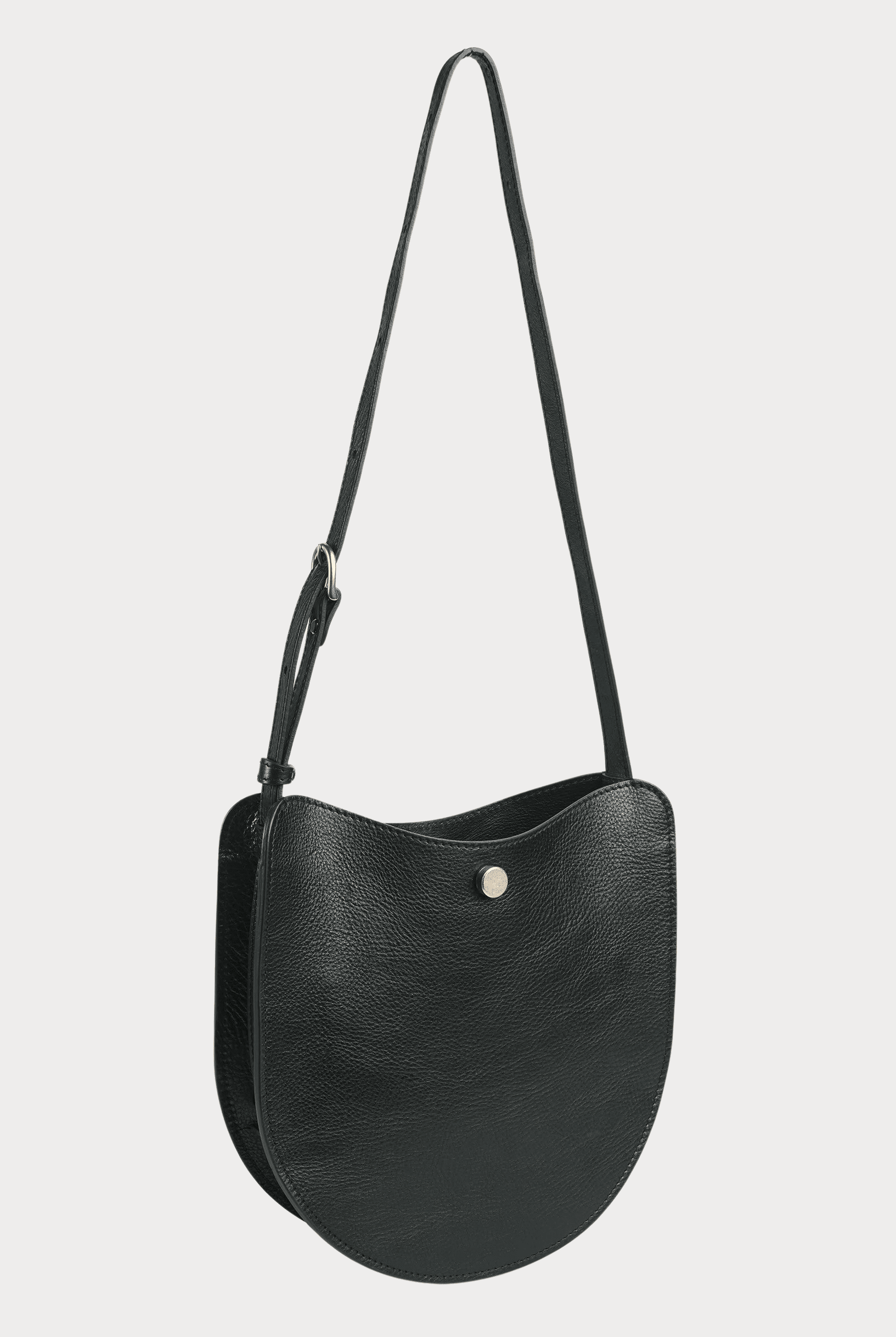 Lindquist | Savoie Bag In Black - SHOP YUCCA Handbags LINDQUIST - YUCCA Women’s clothing store Denver, women’s clothing website, women’s elevated basics, women’s high quality bags, women’s luxury bags, and women’s online bags.