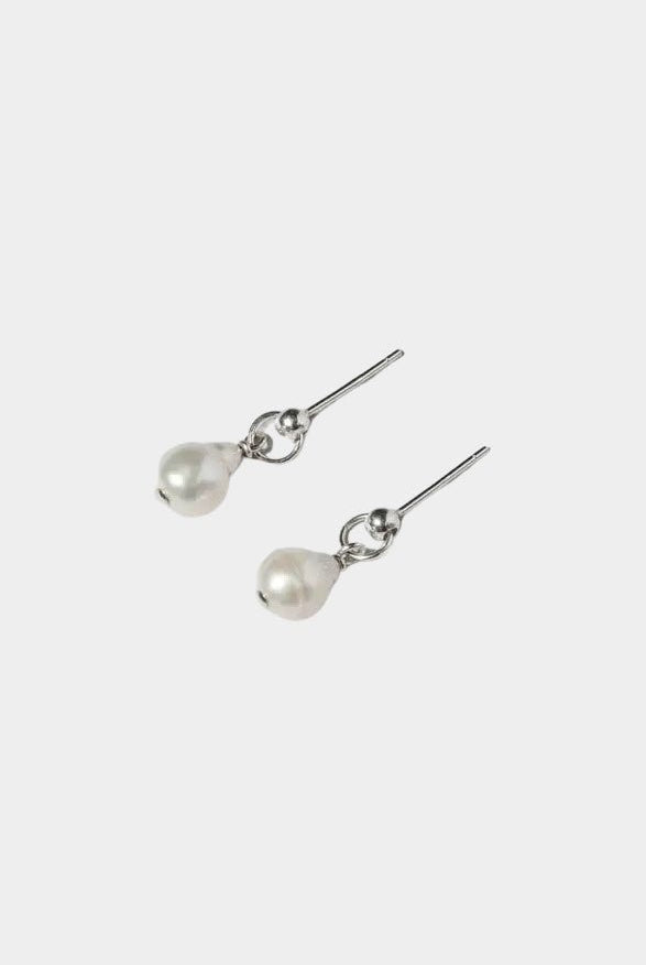 Maslo Jewelry - Balle Pearl Studs - Earrings - YUCCA, artistic minimalist jewelry for women, Denver jewelry boutique.