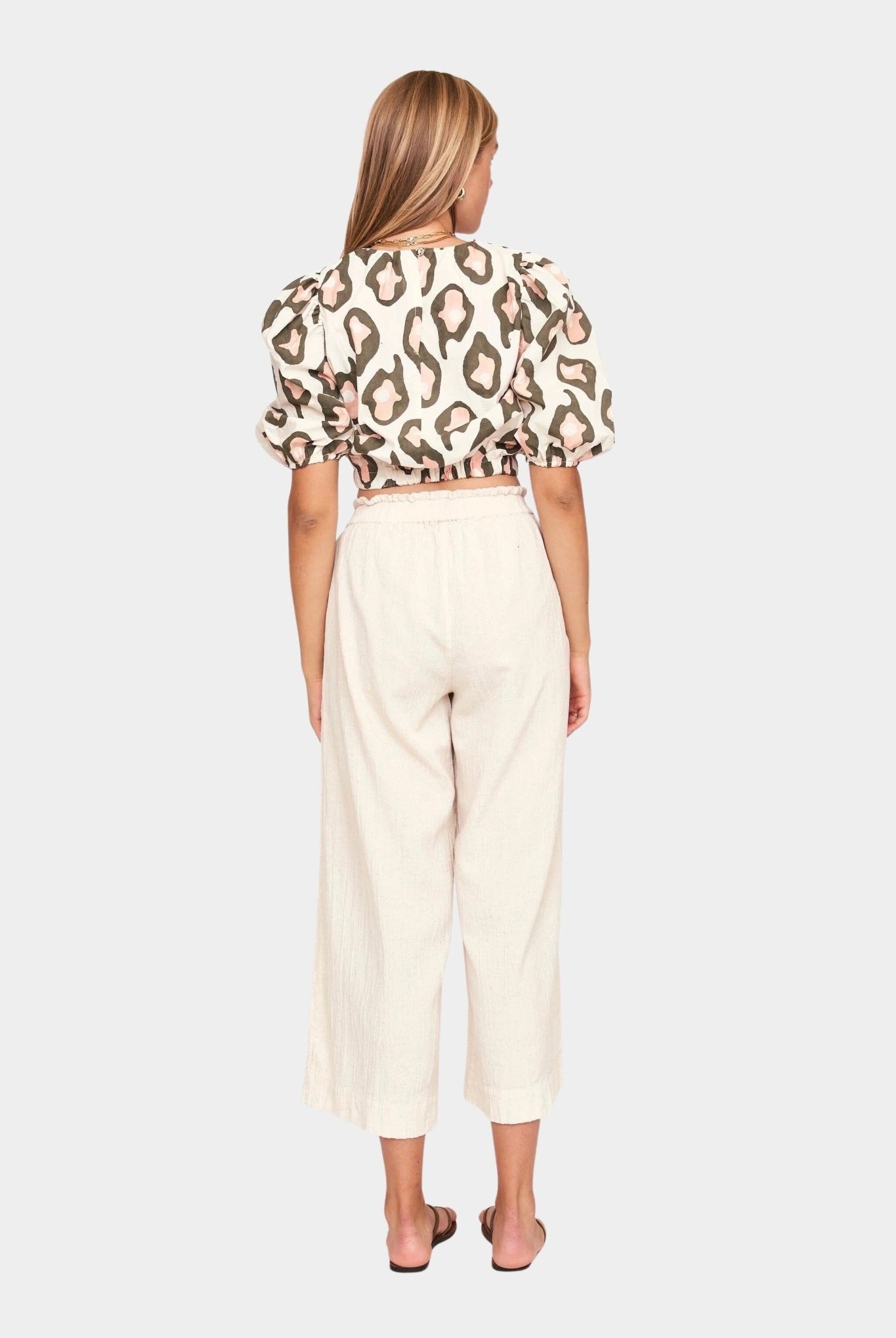 Mirth | Mirth Pant In Oatmeal - SHOP YUCCA Pants MIRTH - YUCCA, Women’s clothing store Denver, women’s Japanese clothing website, clothing boutiques near me, women’s elevated trousers.