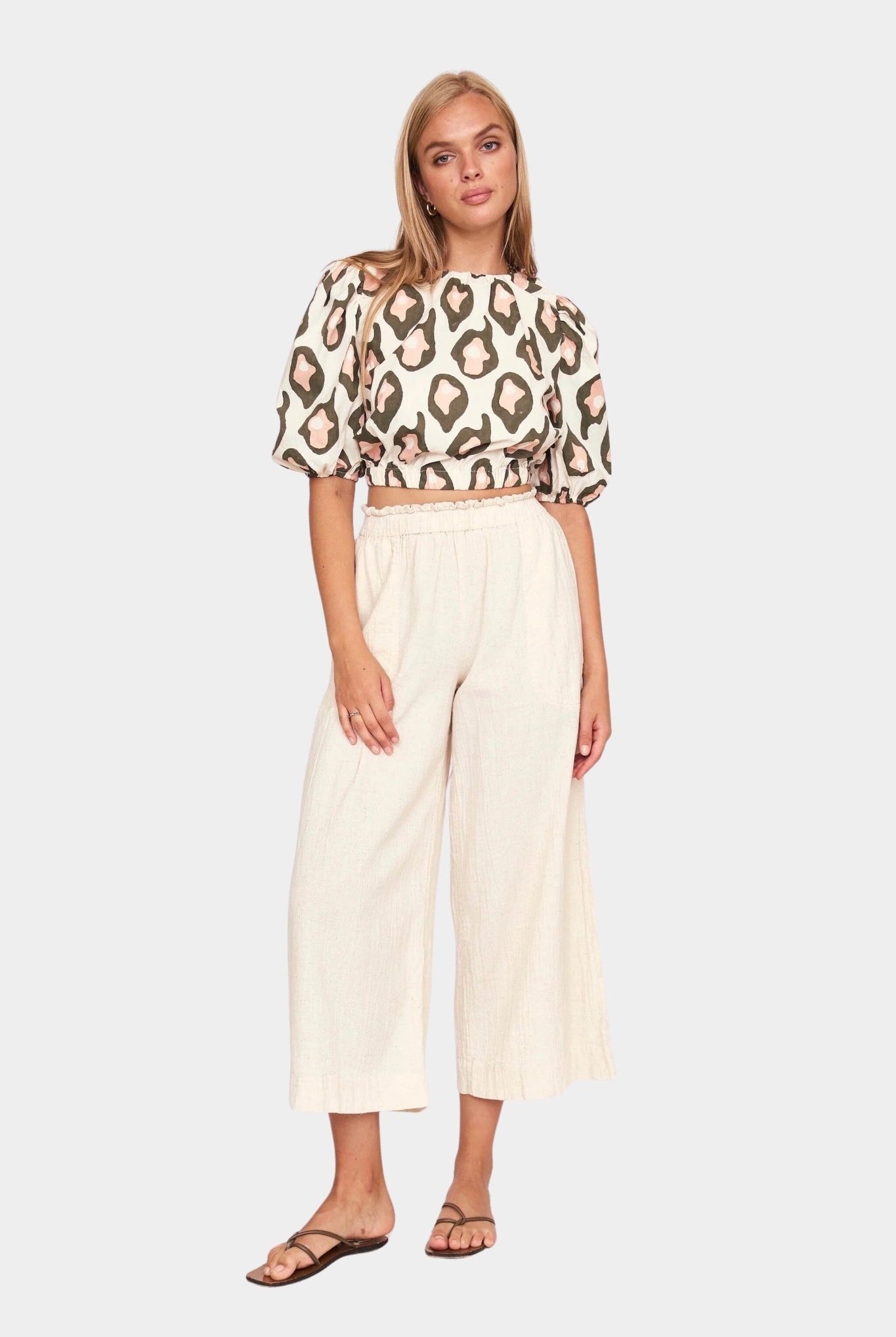 Mirth | Mirth Pant In Oatmeal - SHOP YUCCA Pants MIRTH - YUCCA, Women’s clothing store Denver, women’s Japanese clothing website, clothing boutiques near me, women’s elevated trousers.