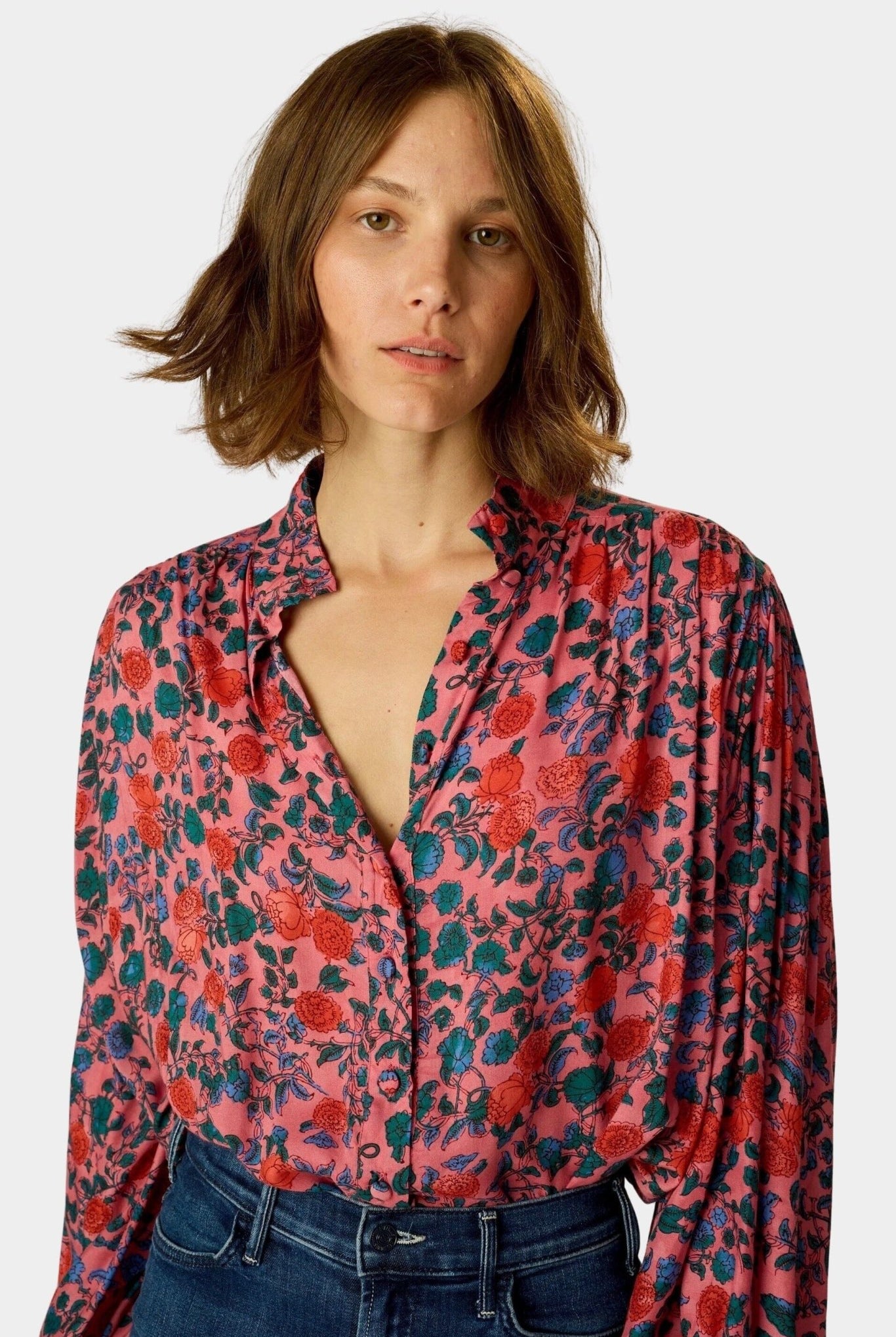 Natalie Martin | Iris Top In Rose Bandana - SHOP YUCCA Shirts & Tops NATALIE MARTIN - YUCCA, Boutiques Denver, stylish tops for women, cherry creek boutique, high quality casual tops.