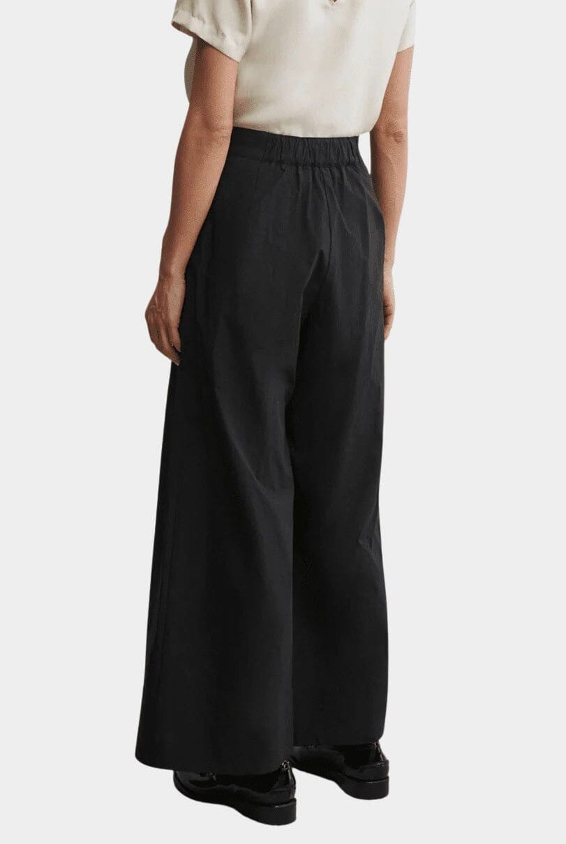 Rachel Comey | Coxsone Pant In Black - SHOP YUCCA Pants RACHEL COMEY - YUCCA, Women’s clothing store Denver, clothing boutiques near me, women’s elevated trousers, women’s clothing website.