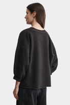 Rachel Comey | Fond Sweatshirt In Charcoal - SHOP YUCCA Shirts & Tops RACHEL COMEY - YUCCA, Yucca store Denver, women’s clothing boutique near me, boutiques Denver, boutiques near me, women’s high quality sweatshirt.