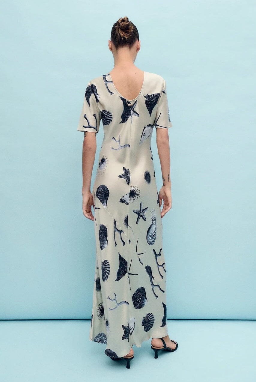 Silk Laundry | Short Sleeve Bias Dress In Seashells - SHOP YUCCA Dresses SILK LAUNDRY - YUCCA, artistic clothing for women, Women’s clothing store Denver, boutique stores near me, capsule wardrobe, women’s elevated basics.