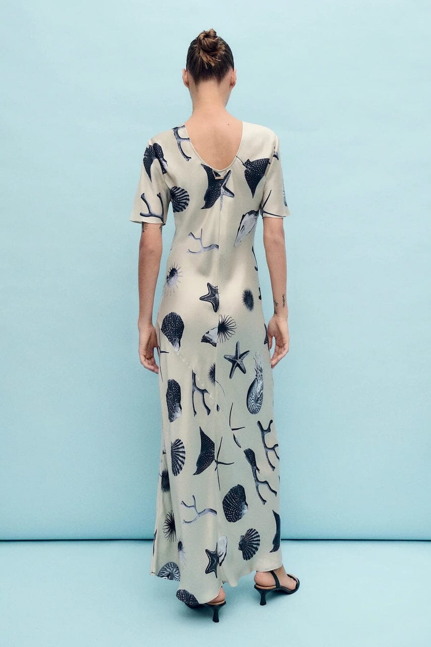 Silk Laundry | Short Sleeve Bias Dress In Seashells - SHOP YUCCA Dresses SILK LAUNDRY - YUCCA, artistic clothing for women, Women’s clothing store Denver, boutique stores near me, capsule wardrobe, women’s elevated basics.