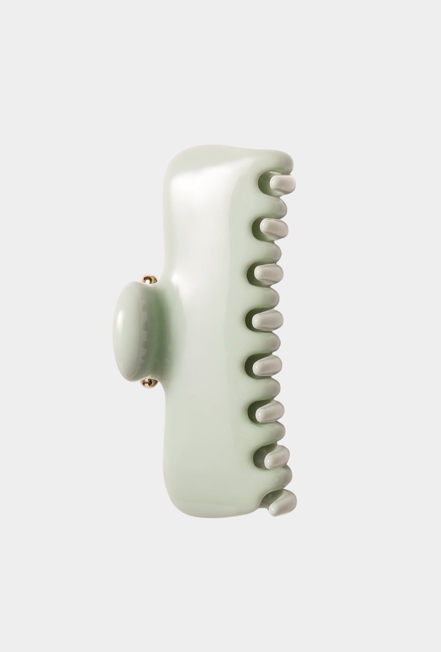 UNDO - 4" Claw Clip In Sage - SHOP YUCCA Hair UNDO - YUCCA Yucca store Denver, women’s clothing boutique near me, high quality hair clips, durable hair clips, minimalist hair clips.