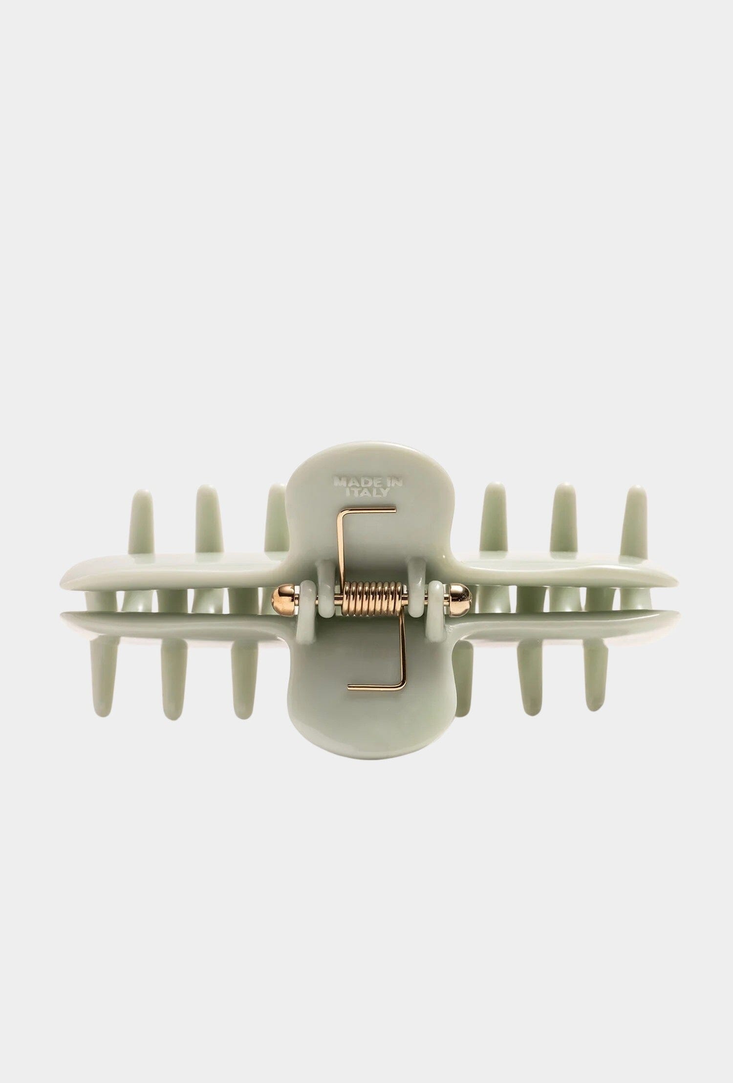 UNDO - 4" Claw Clip In Sage - SHOP YUCCA Hair UNDO - YUCCA Yucca store Denver, women’s clothing boutique near me, high quality hair clips, durable hair clips, minimalist hair clips.
