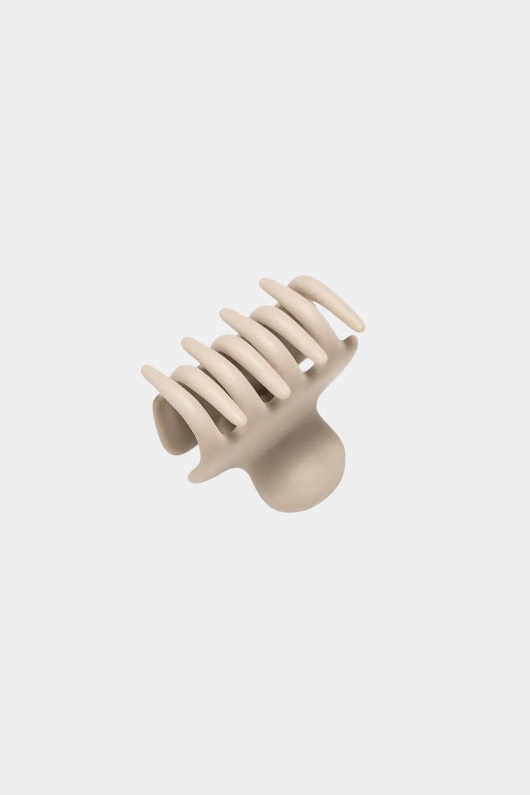 UNDO - 2" Claw Clip - Sandstone - Hair - UNDO - YUCCA, high quality hair clips, durable hair clips, minimalist hair clips.
