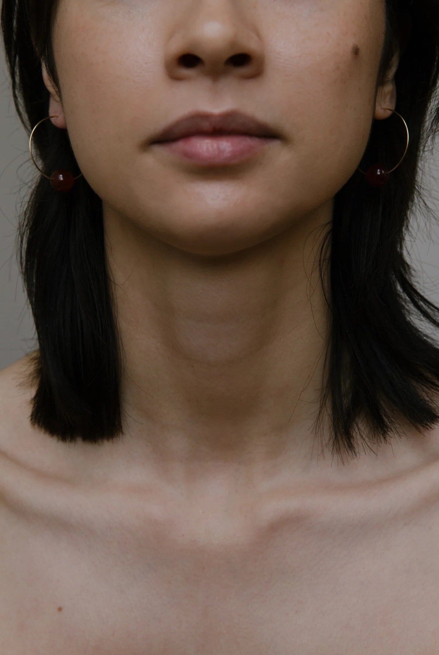 Vermeer Studio | Audrey Hoop Earrings - SHOP YUCCA Earrings VERMEER STUDIO - YUCCA, Artistic jewelry for women, boutique near me, boutique stores near me, capsule wardrobe.