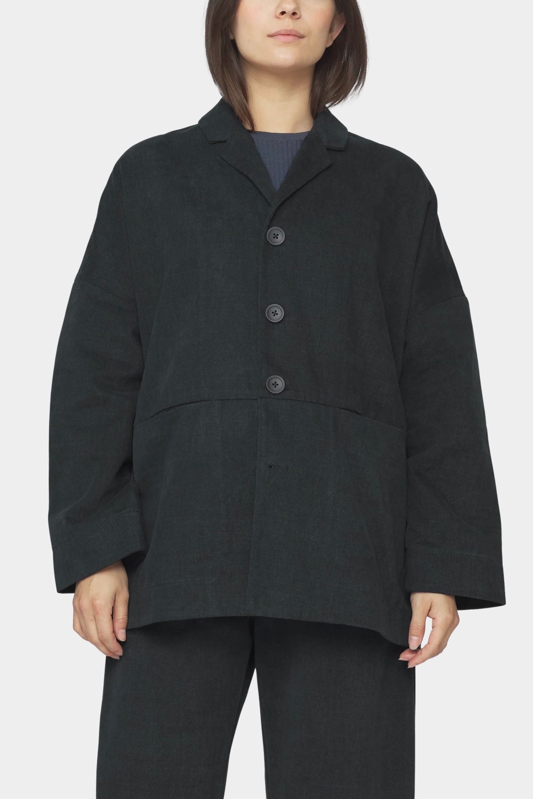 7115 by Szeki oversized cotton twill blazer charcoal black oversized fit drop shoulder button front close front view