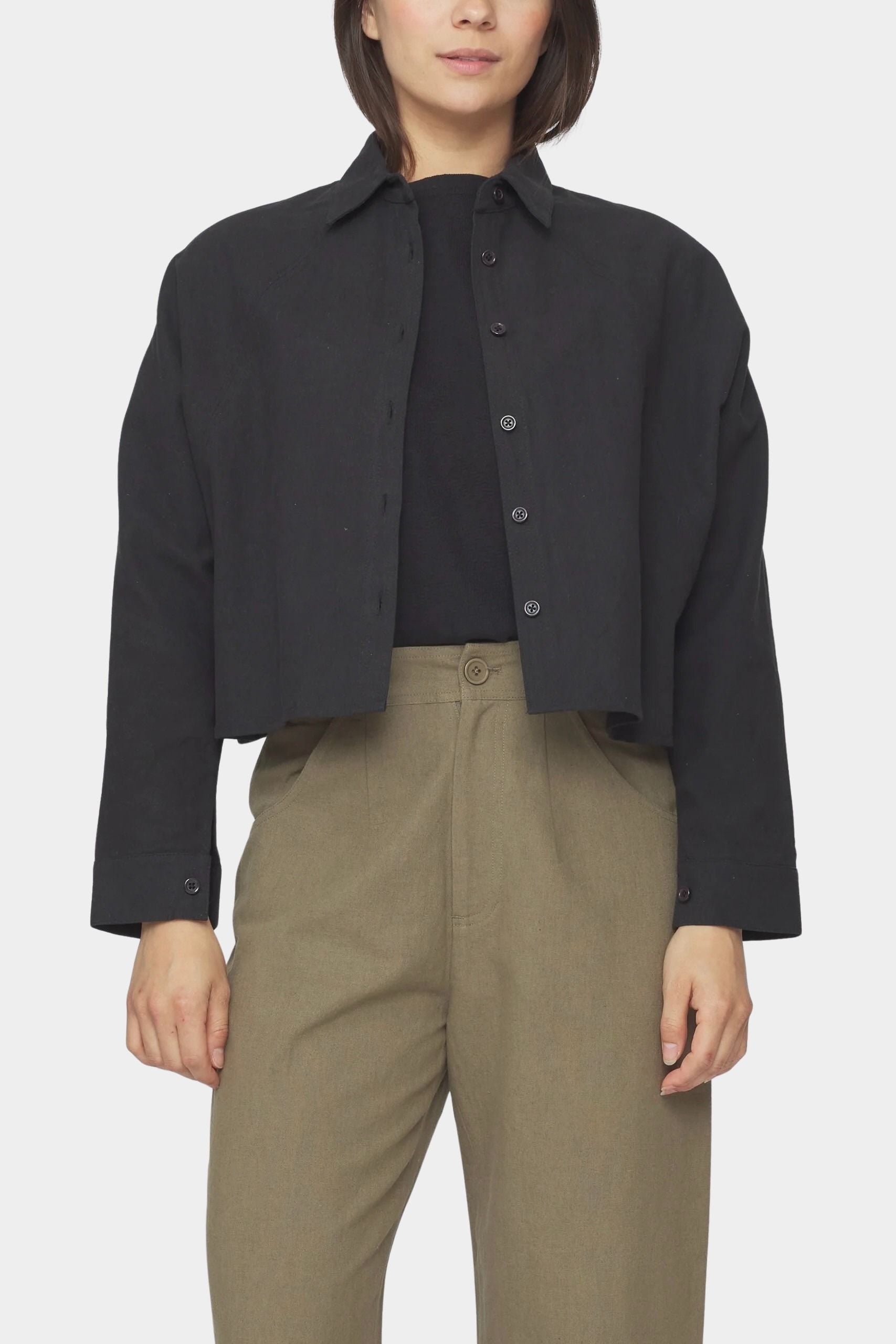 7115 by Szeki Signature 3/4 Cropped Shirt Jacket Canvas Edition Black button front detail