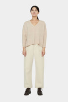 7115 By Szeki | Signature Curve Legged Trouser In Off White - SHOP YUCCA Pants 7115 BY SZEKI - YUCCA 