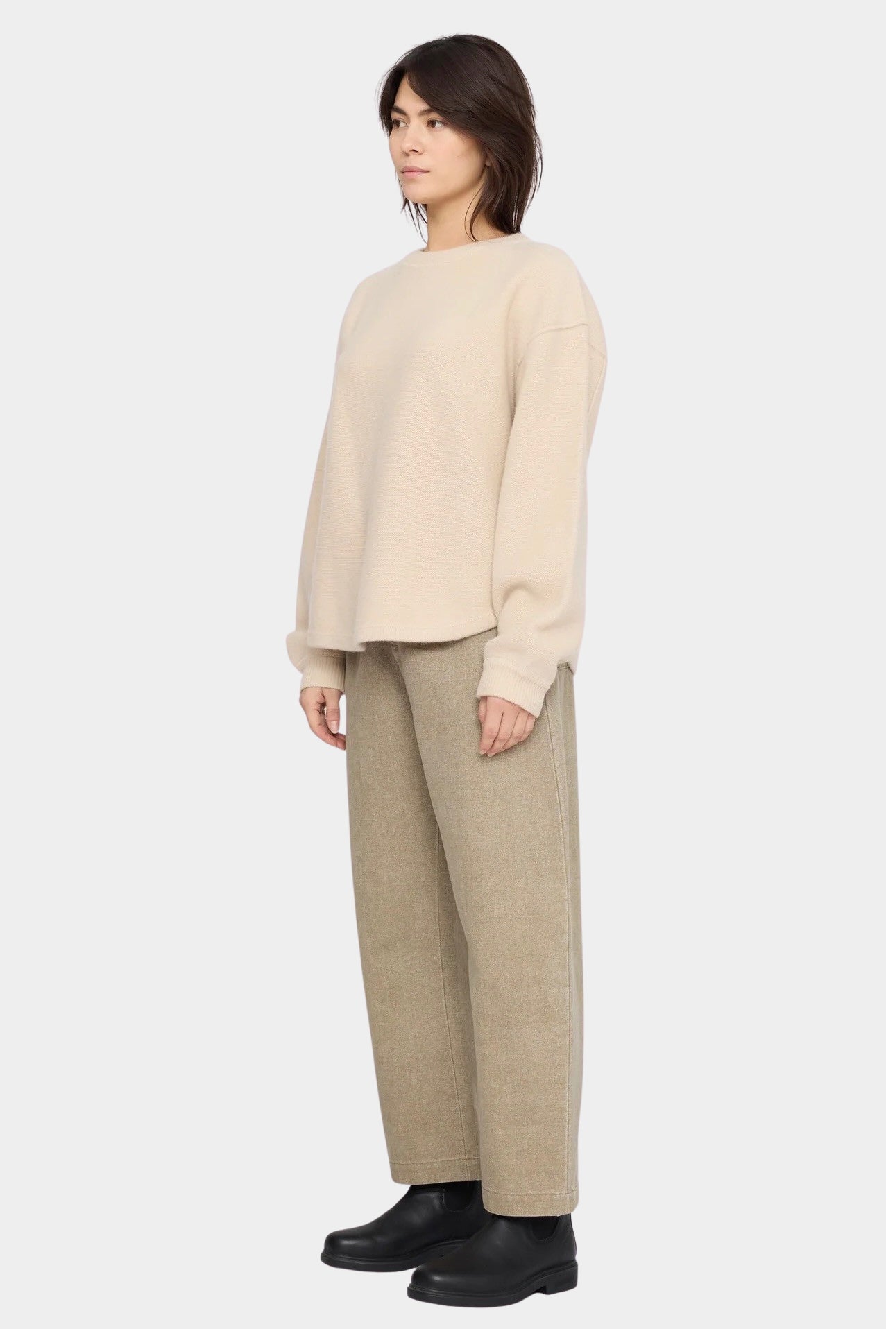 7115 by Szeki Signature Keepsake Jumper Off-White side view showing dropped shoulder and rounded hem.