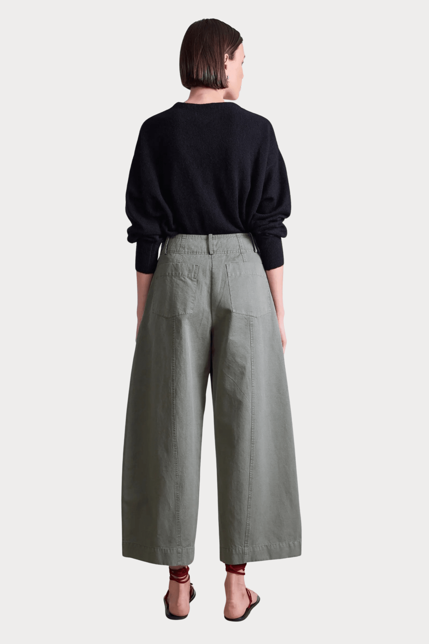 Apiece Apart | Cropped Cybil Trouser In Thyme - SHOP YUCCA Pants APIECE APART - YUCCA, Women’s clothing store Denver, women’s clothing website, women’s elevated pants, clothing boutiques near me, women’s elevated trousers.