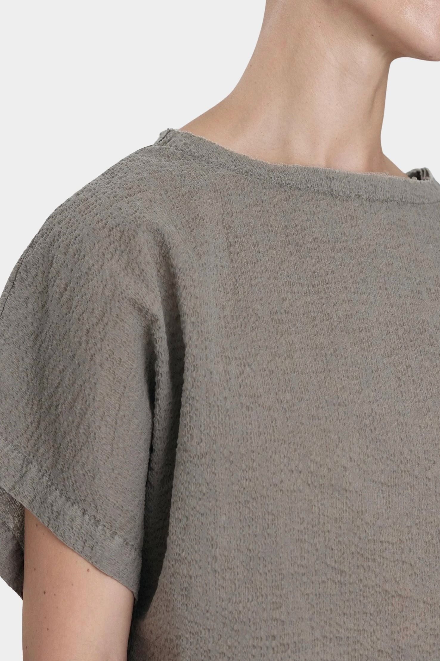 Black Crane boxed top p grey raw edge neckline detail textured cotton close up