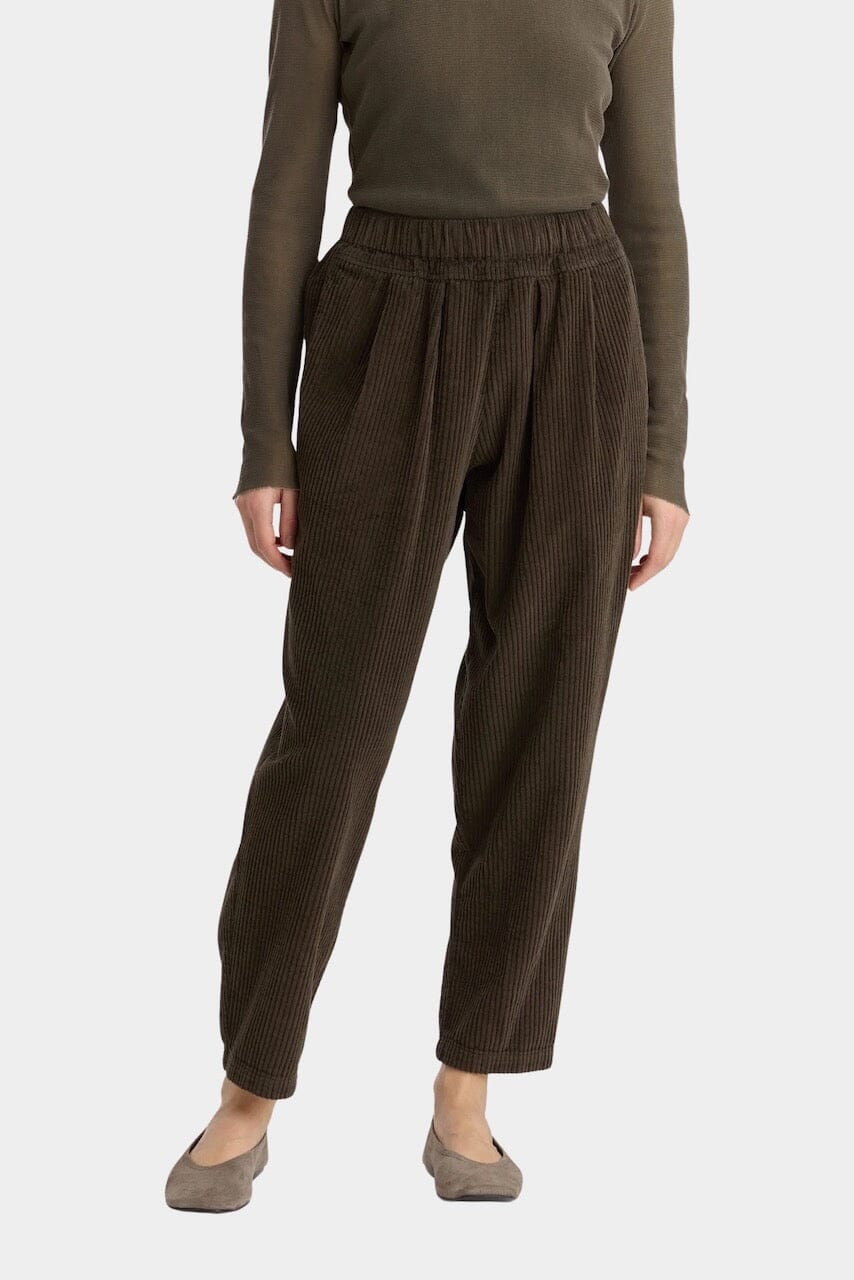 Black Crane | Carpenter Pants In Dark Forest - SHOP YUCCA Pants BLACK CRANE - YUCCA Artistic clothing for women, boutique near me, boutique stores near me, capsule wardrobe, fashion for women over 50