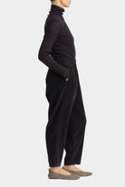 Black Crane | Carpenter Pants In Dark Navy - SHOP YUCCA Pants BLACK CRANE - YUCCA Artistic clothing for women, boutique near me, boutique stores near me, capsule wardrobe, fashion for women over 50.
