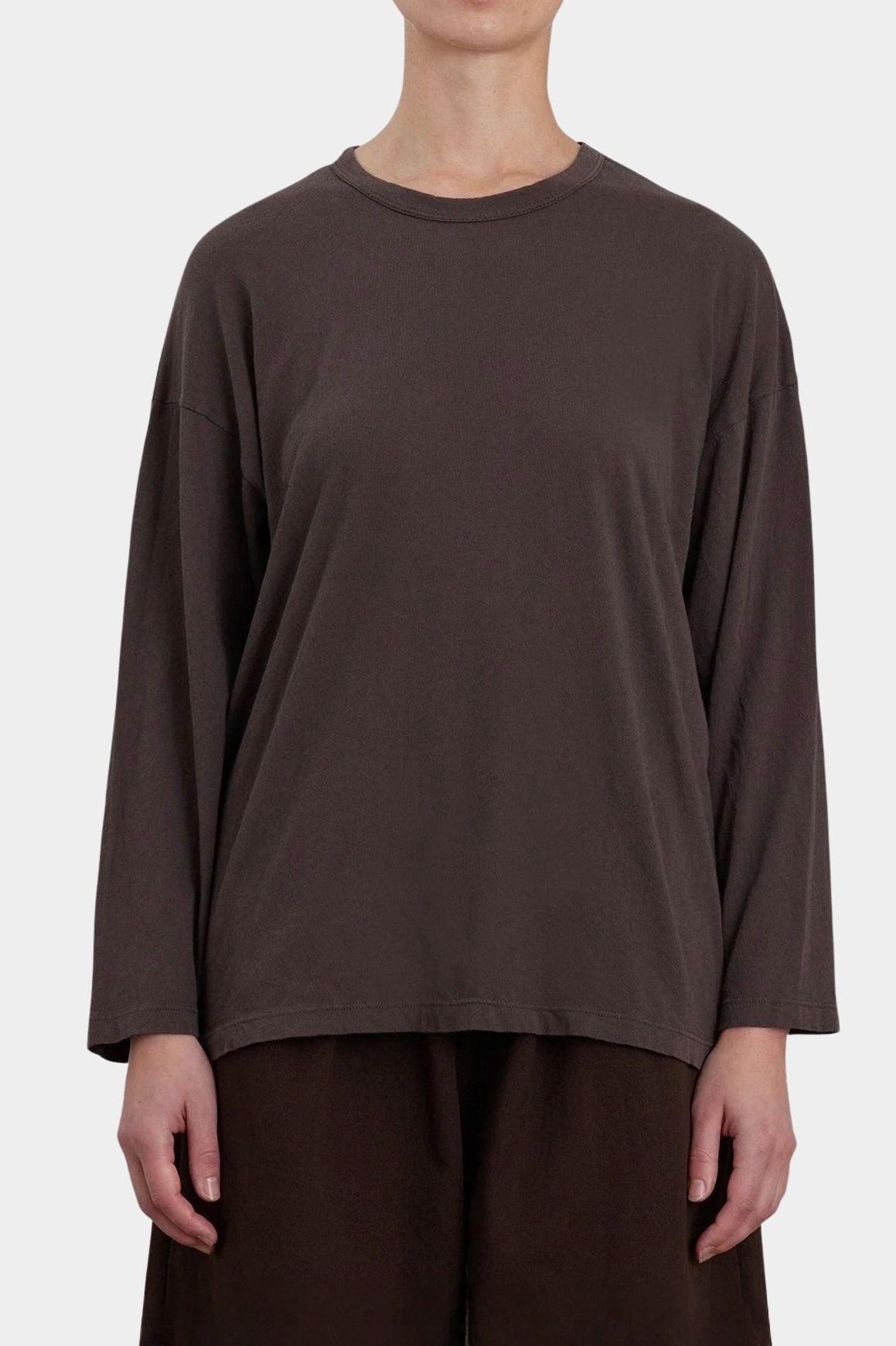 Black Crane Loose Fit Long Sleeve Dk. Cacao front view showing crew neckline and relaxed fit