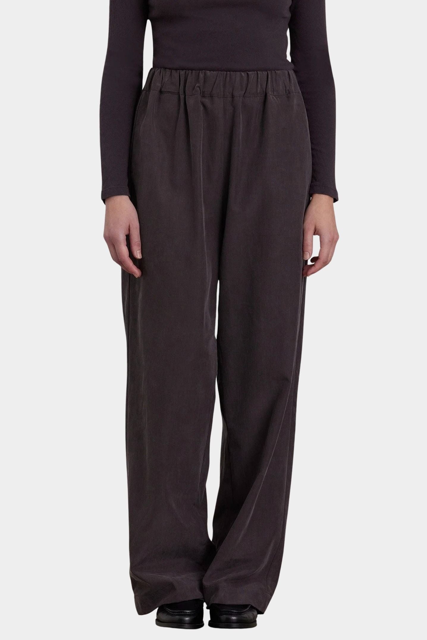 Black Crane Straight Pants Dark Plum front view with elastic waist and relaxed straight leg at YUCCA Denver