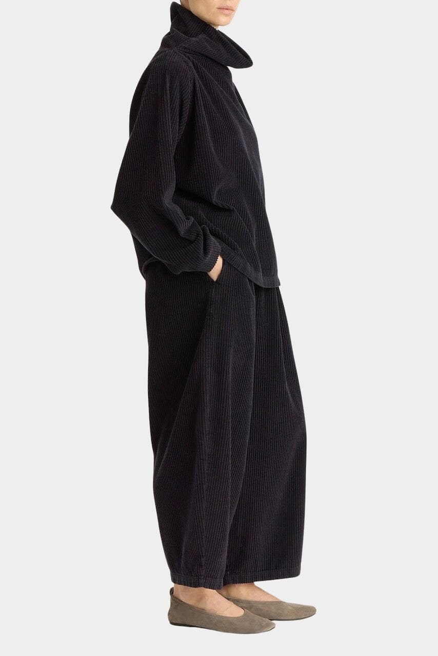 Black Crane | Tube Top In Dark Navy - SHOP YUCCA Shirts & Tops BLACK CRANE - YUCCA Artistic clothing for women, boutique near me, boutique stores near me, capsule wardrobe, fashion for women over 50