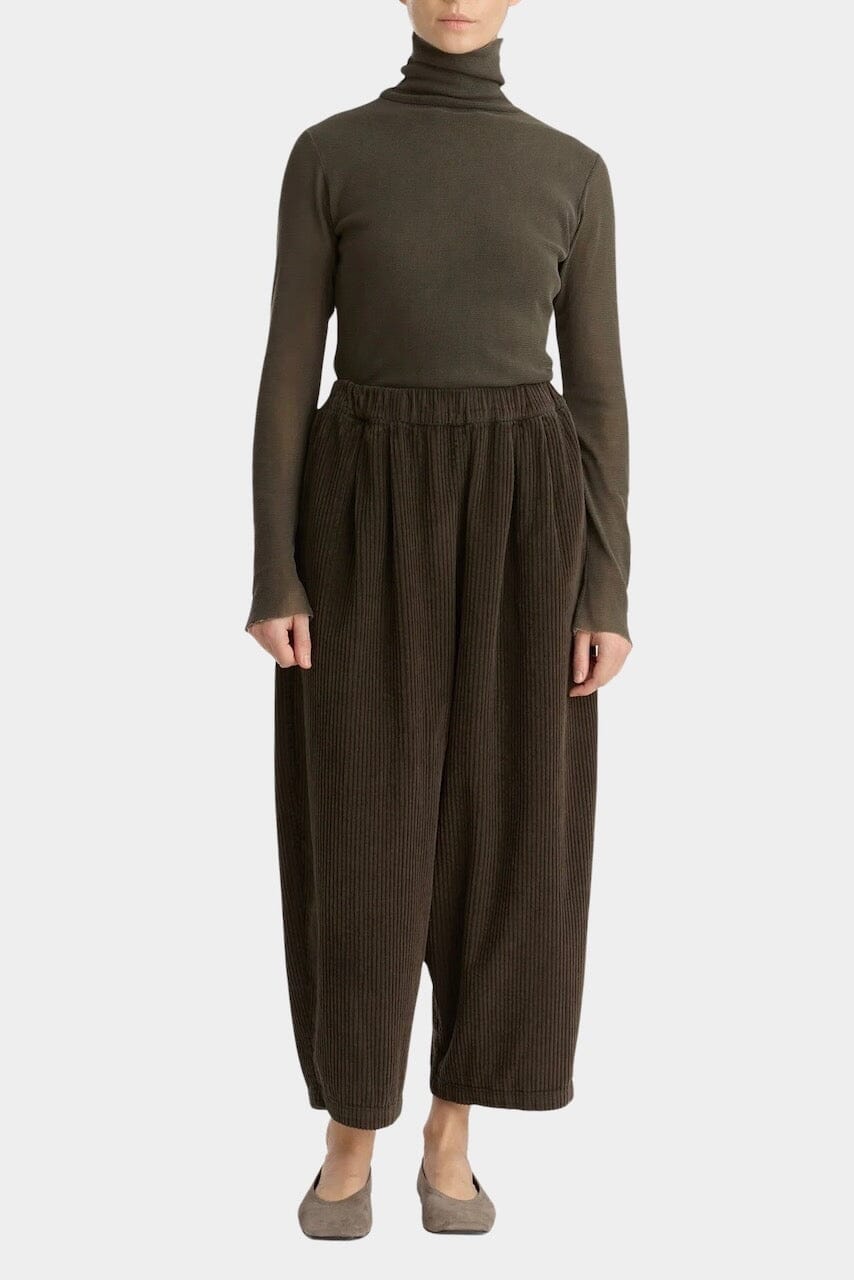Black Crane | Wide Pants In Dark Forest - SHOP YUCCA Pants BLACK CRANE - YUCCA Artistic clothing for women, boutique near me, boutique stores near me, capsule wardrobe, fashion for women over 50