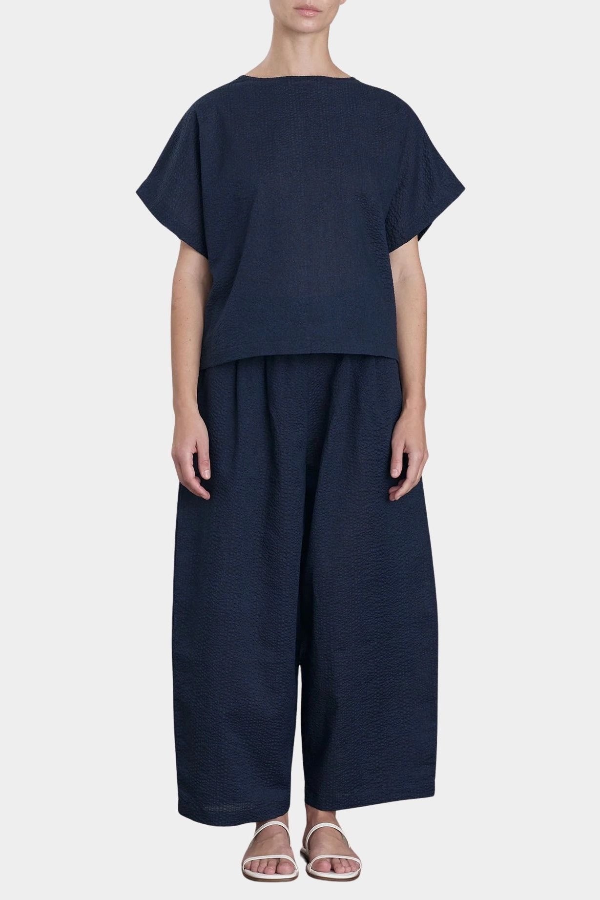 Black Crane Wide Pants Navy back view elastic waistband relaxed fit