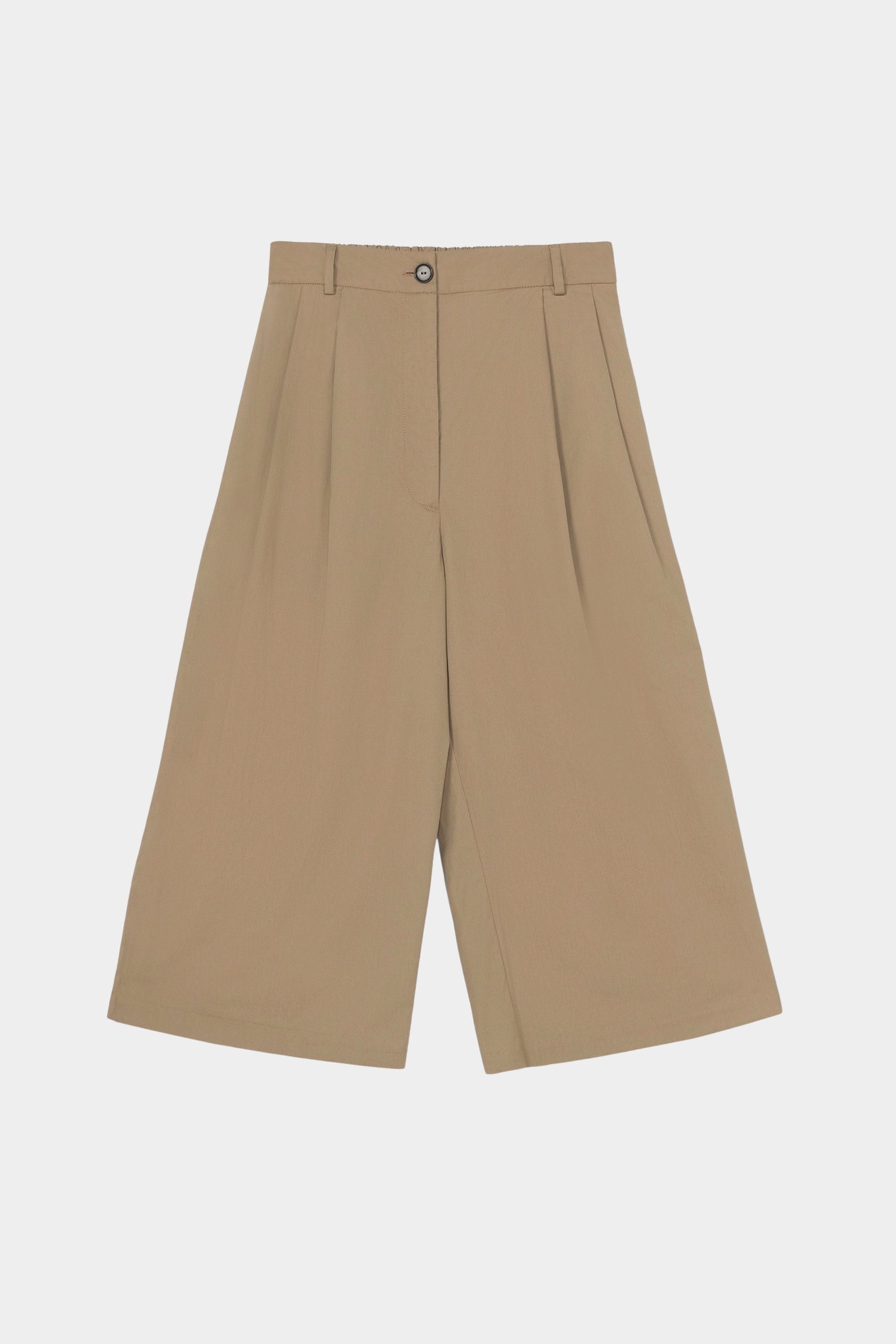 Camel cotton capri pants with pleats, button closure, and wide cropped leg