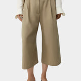 Camel cotton capri pants with pleated front and tailored waistband