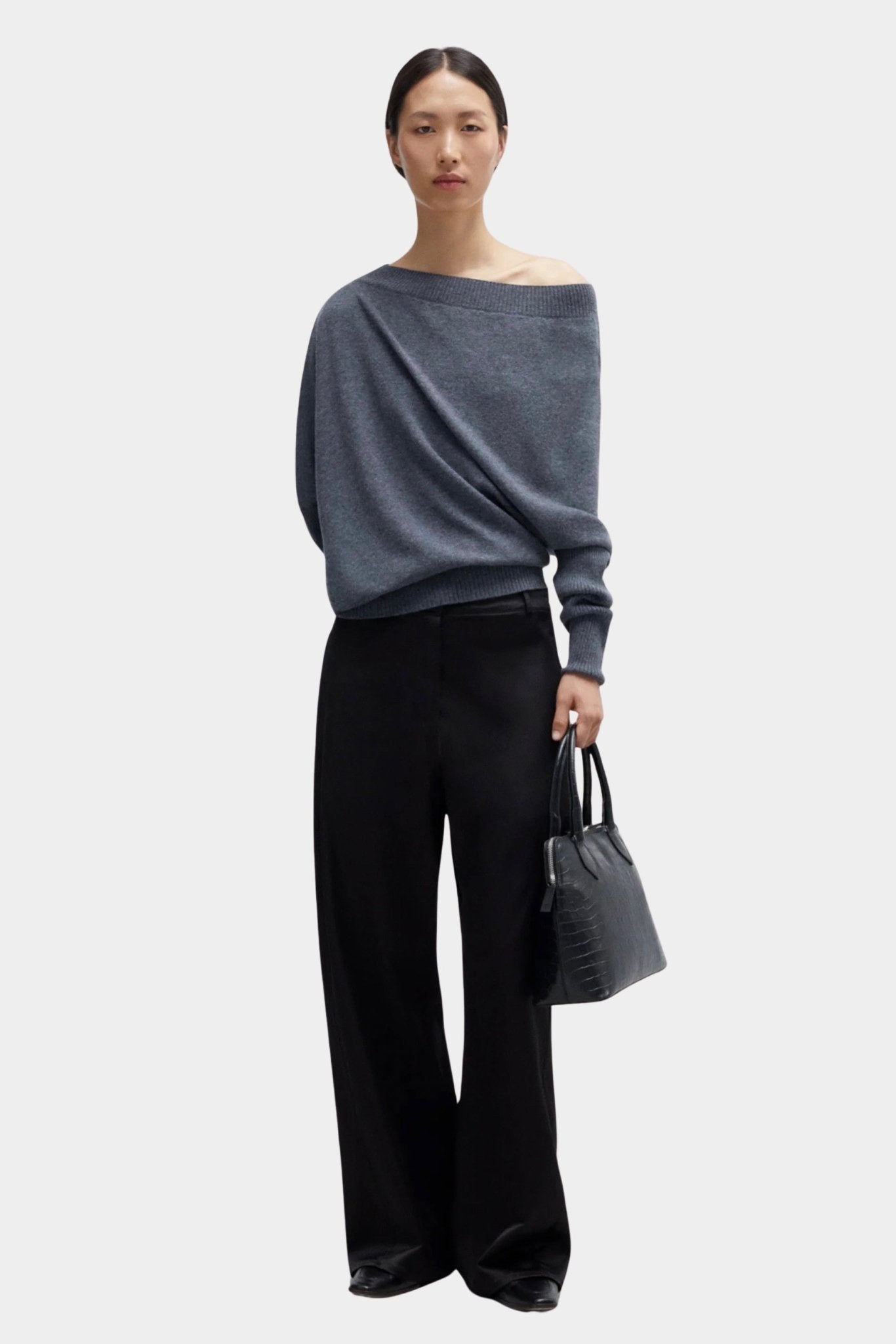 CORDERA - Satin Straight Pants, Black - YUCCA - Pants