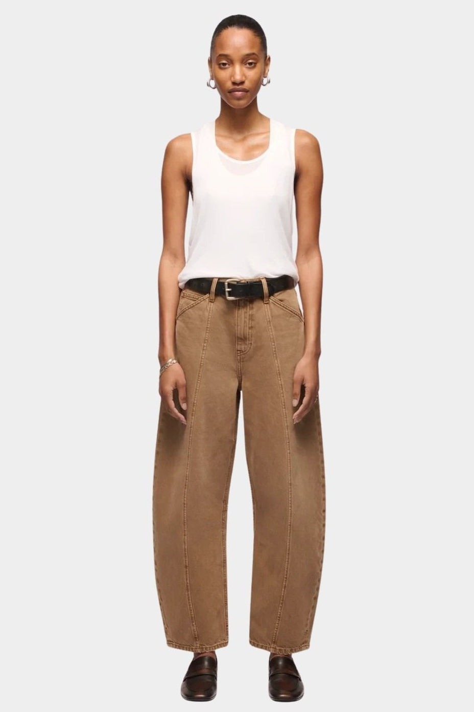 DALA Lido Ankle Jean in Oak Brown, full front view showing barrel legs and panel seams, from YUCCA Denver.