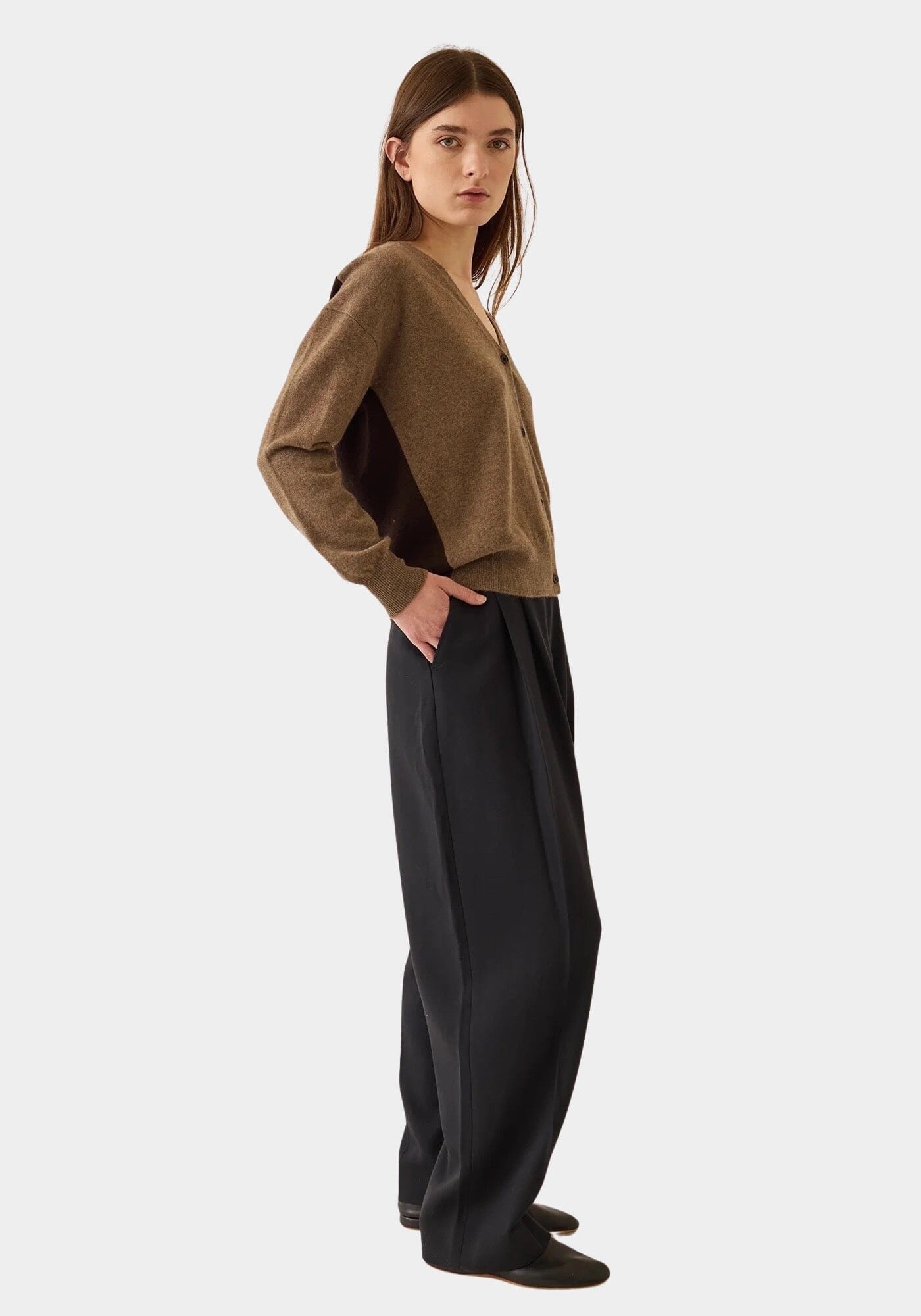 Demylee - Abigail Cashmere Cardigan - Beige/Espresso - Knitwear - YUCCA, artistic clothing for women, boutique store near me.