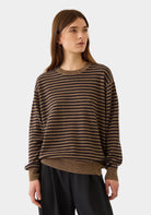 DEMYLEE | Neve Cashmere Sweater - Beige/Navy- SHOP YUCCA Knitwear DEMYLEE - YUCCA Artistic clothing for women, boutique near me, boutique stores near me, capsule wardrobe, fashion for women over 50