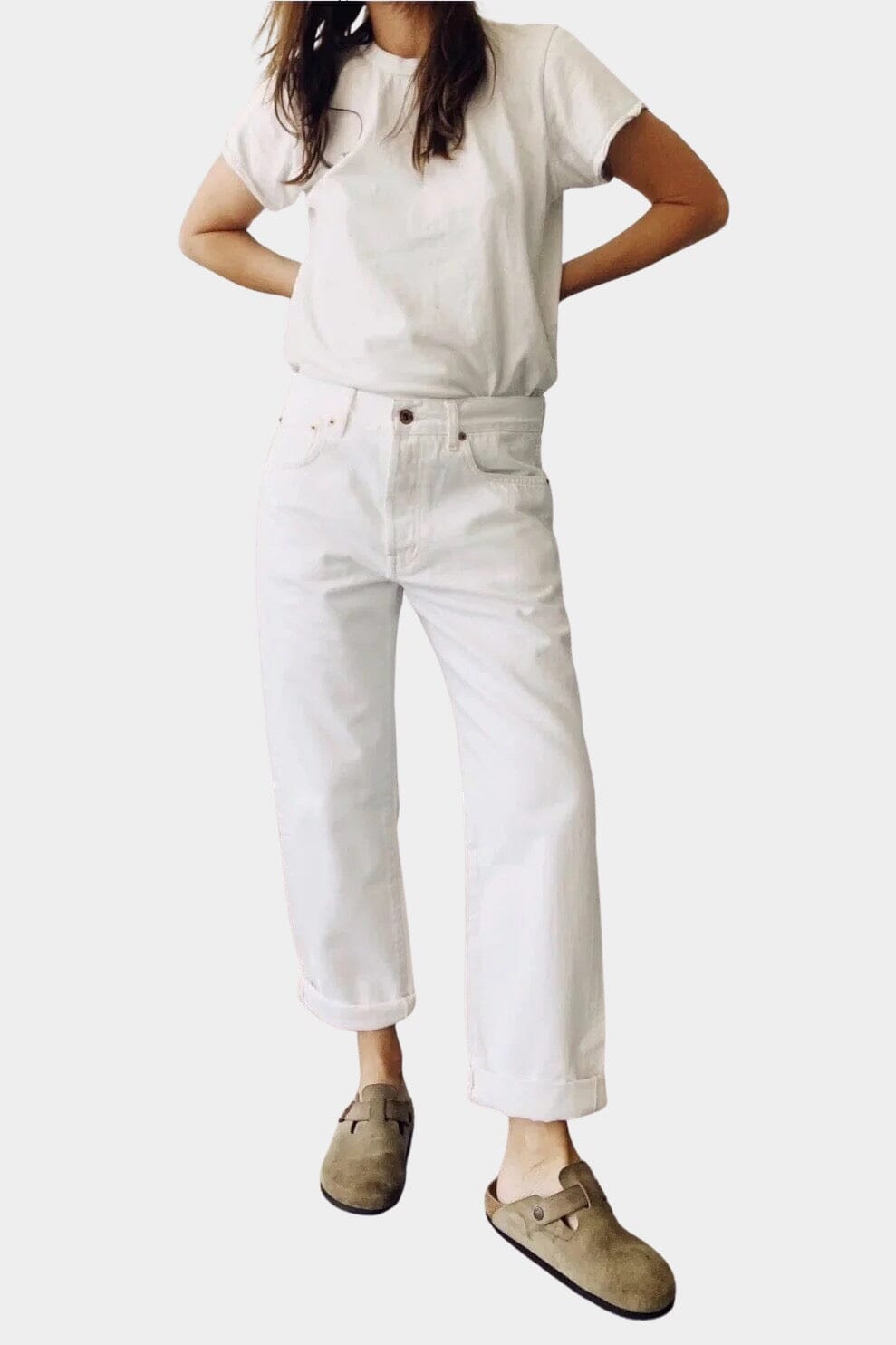 Hey Gang | The Loose Crop In White - SHOP YUCCA Pants HEY GANG - YUCCA, Best boutique shopping in Denver, boutiques Denver, high end denim jeans online, capsule wardrobe, shop local Denver. 