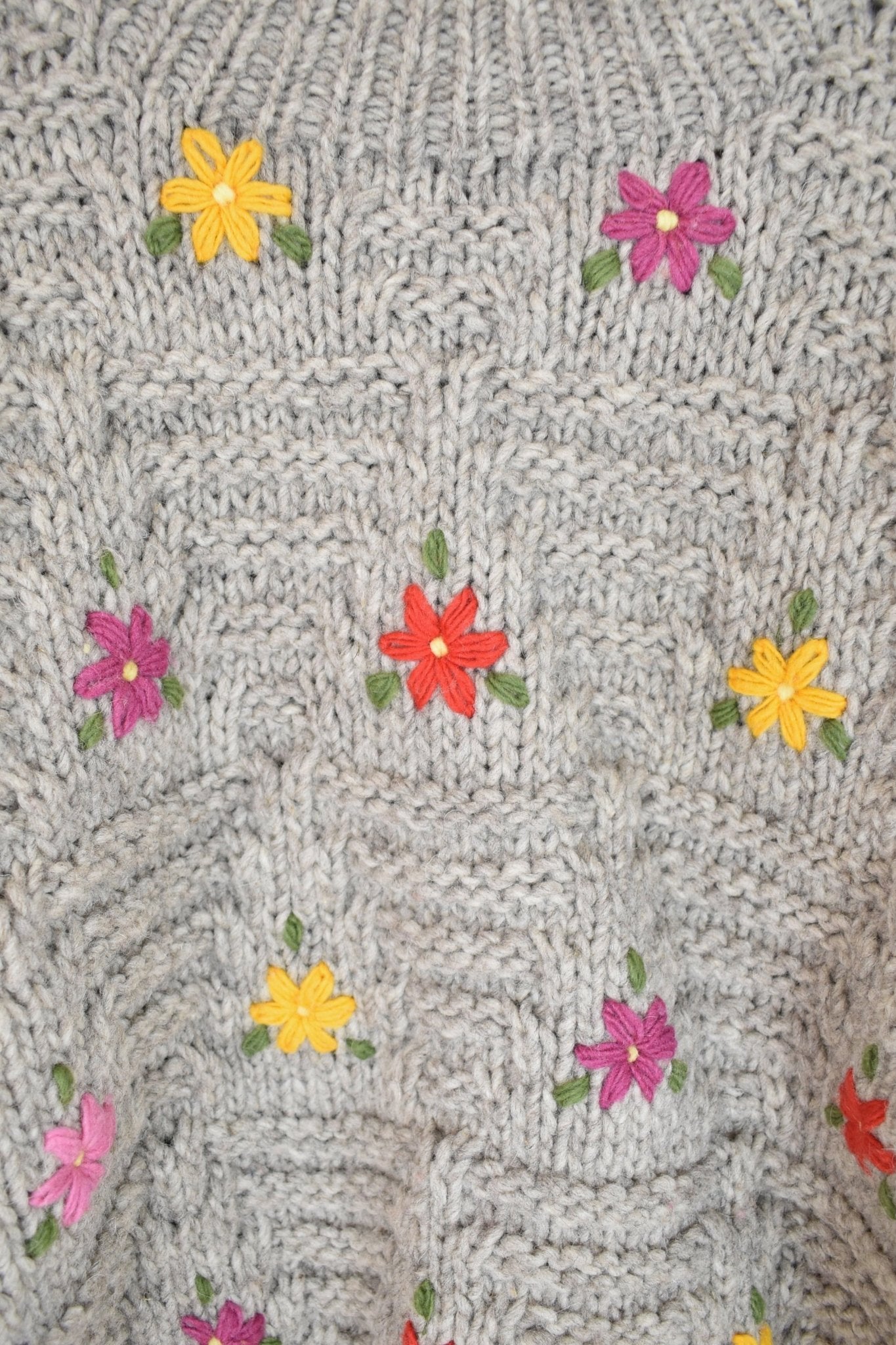 Ichi Antiquités - Wool Hand Knit Pullover - Grey - Knitwear - YUCCA, at the moment clothes.