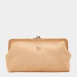 IL BISONTE Manuela leather clutch natural front view