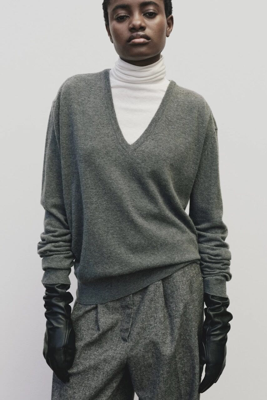 Mijeong Park - Cashmere Blend V-Neck Knit - Gray - Sweater - YUCCA, boutiques near me, women’s high quality knitwear.