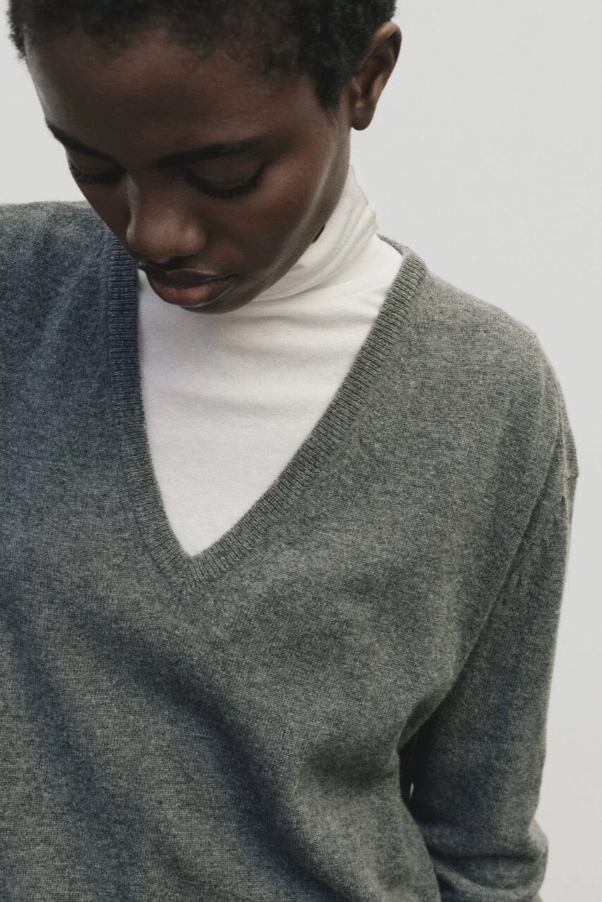 Mijeong Park - Cashmere Blend V-Neck Knit - Gray - Sweater - YUCCA, boutiques near me, women’s high quality knitwear.