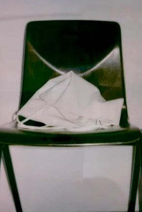 Modern Weaving Slim Lamb Sak Creme styled in neutral tones highlighting soft leather and minimalist shape