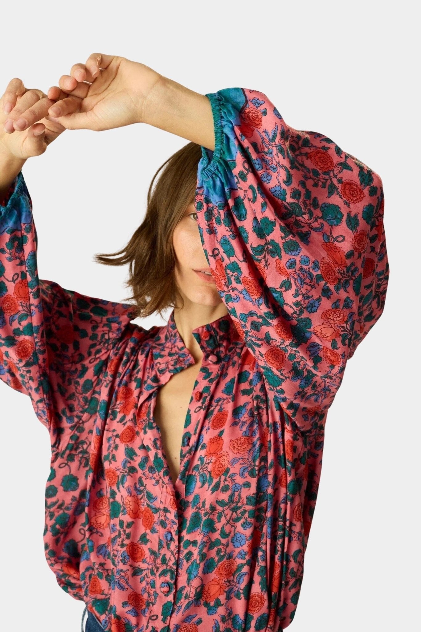 Natalie Martin | Iris Top In Rose Bandana - SHOP YUCCA Shirts & Tops NATALIE MARTIN - YUCCA, Boutiques Denver, stylish tops for women, cherry creek boutique, high quality casual tops.