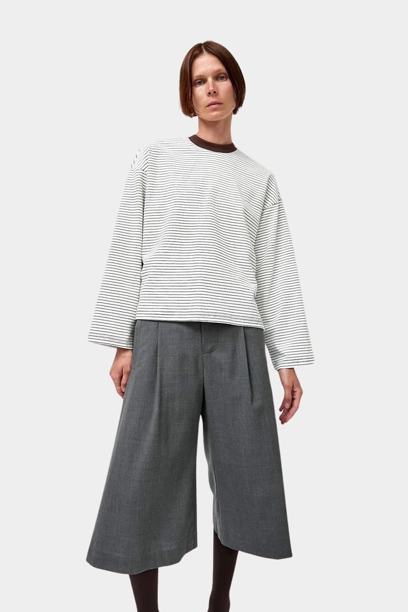 No.6 Nora Top in White Stripe, full front view styled with gray wide leg shorts